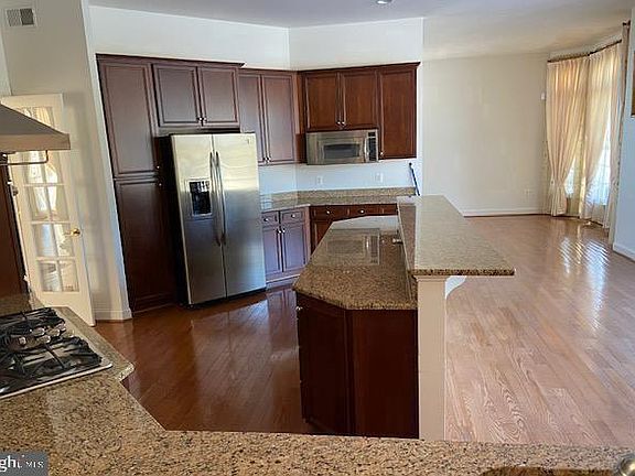 4th image of 15948 Spyglass Hill Loop
