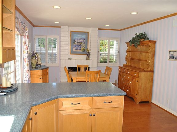 5th image of 4215 Tambor Ct