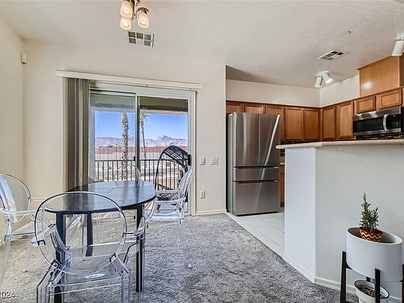 4th image of 6868 Sky Pointe Dr Unit 2154