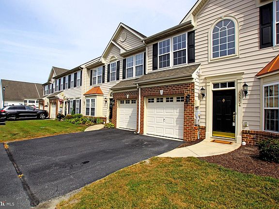 4th image of 32234 Pelican Ct #110