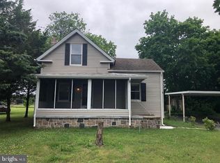 5 Madison Ave, Newfield, NJ 08344