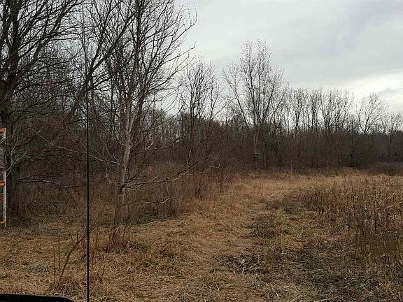 4th image of 27 04 Acres 160th St