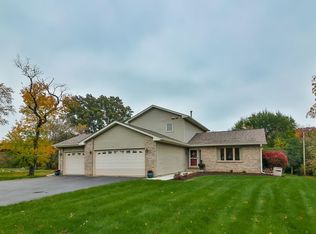 642 Donelda Ln, Rockford, IL 61102