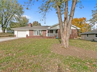 920 Tracy Ave, Excelsior Springs, MO 64024