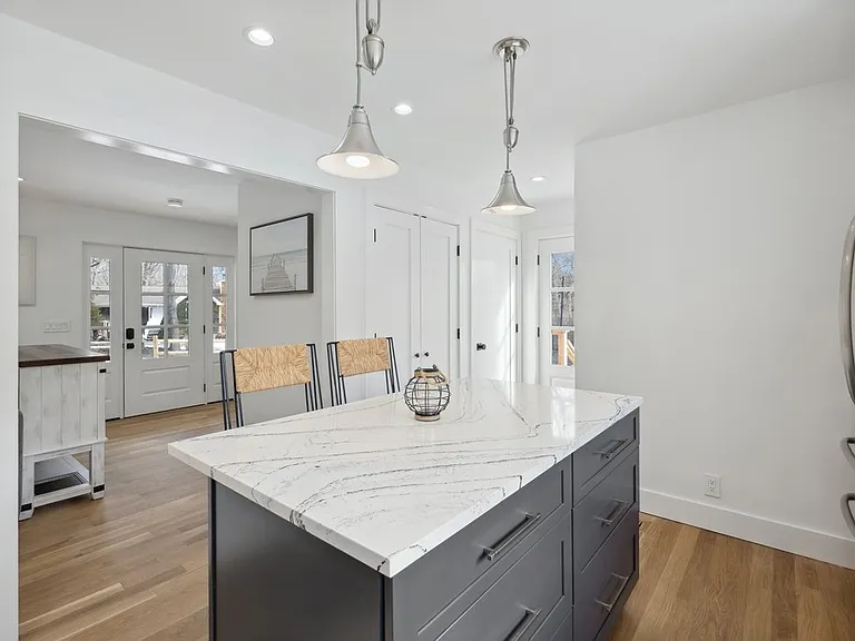 498 Springs Fireplace Rd — Photo 18