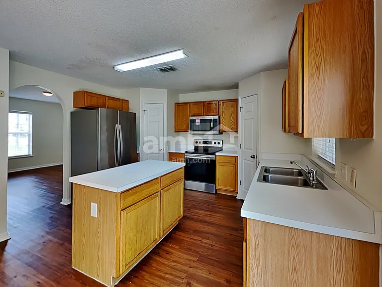 1742 Sail Ct — Photo 3