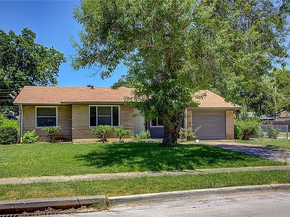 2nd image of 3601 Demaret Dr