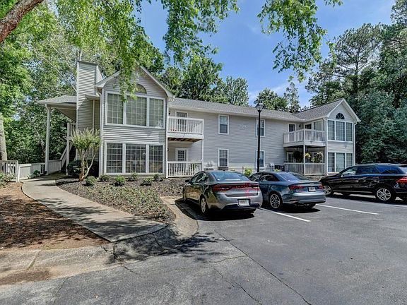 2nd image of 102 Gettysburg Pl