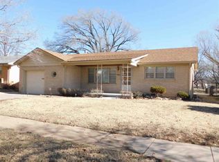 2036 S Edgemoor Dr, Wichita, KS 67218