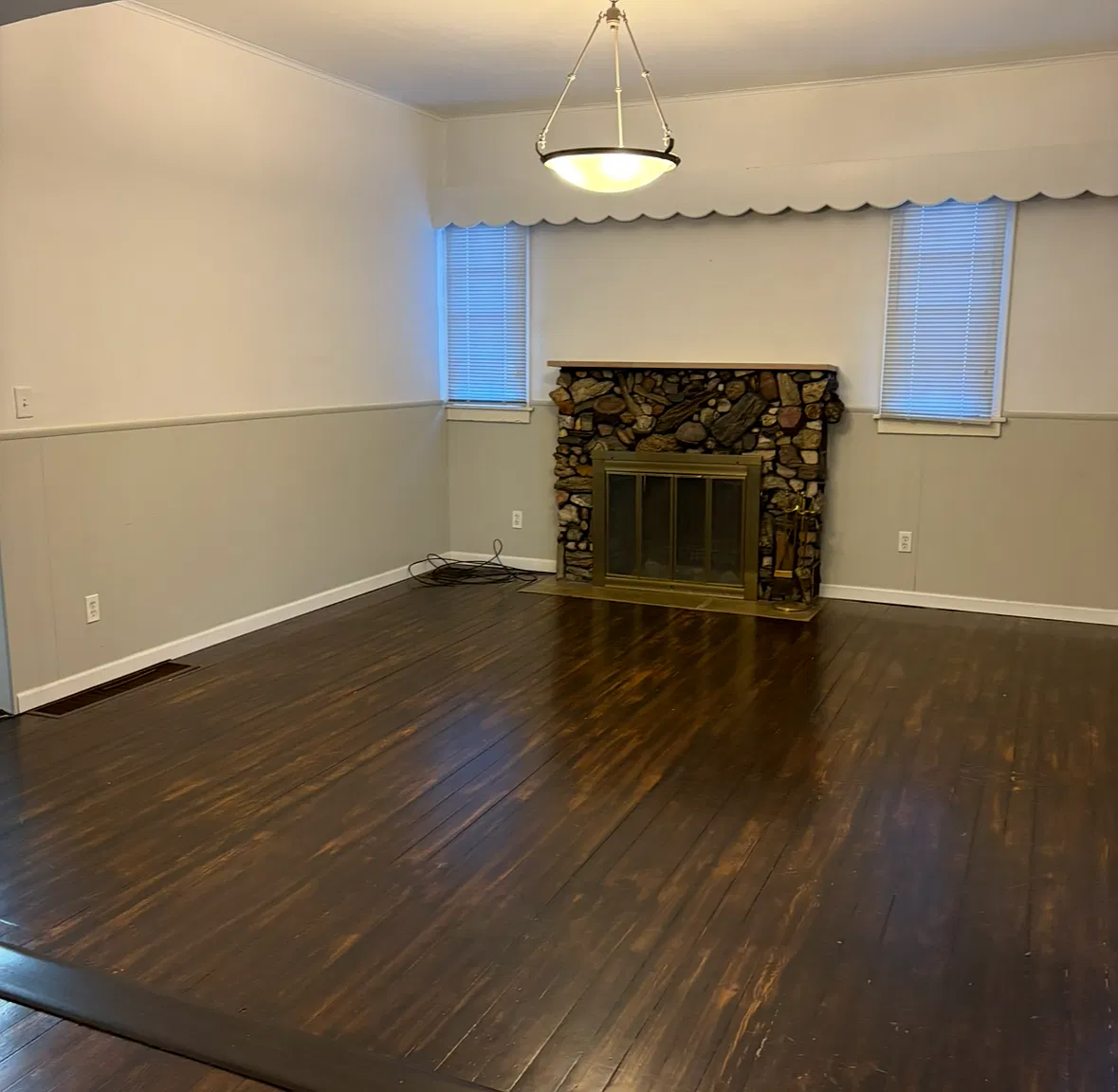 1 bed, 1082 sqft, $925 — Photo 1
