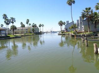 502 Lauderdale Dr #502, Rockport, TX 78382