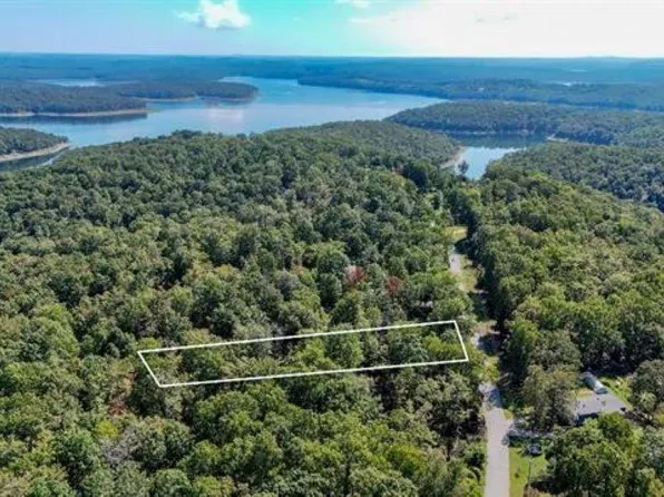 400 Fish And Fiddle Rd, Mountain Home, AR 72653