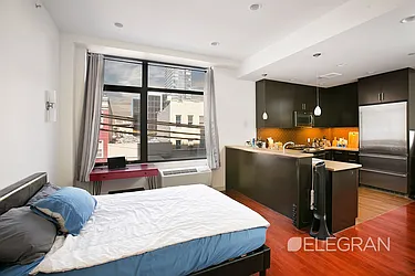 Rented by (Legacy) Elegran