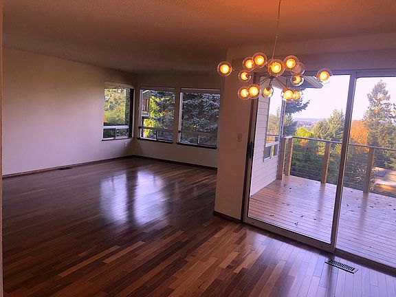 Dining, living, deck