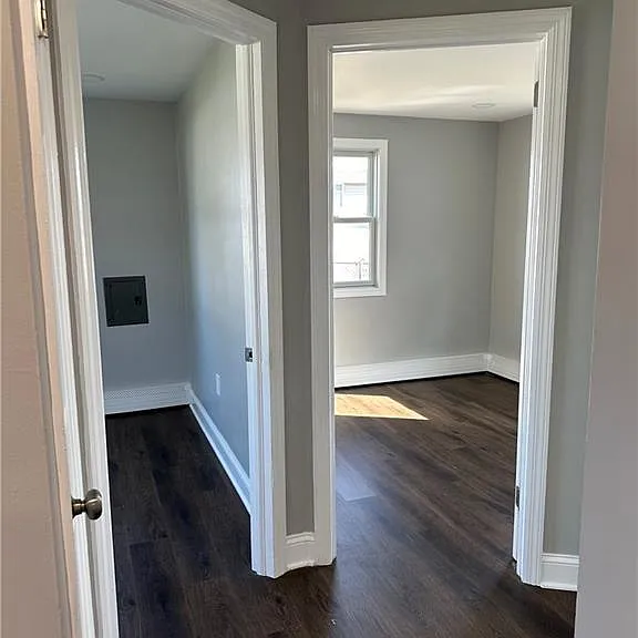 10 Lake Ave — Photo 8