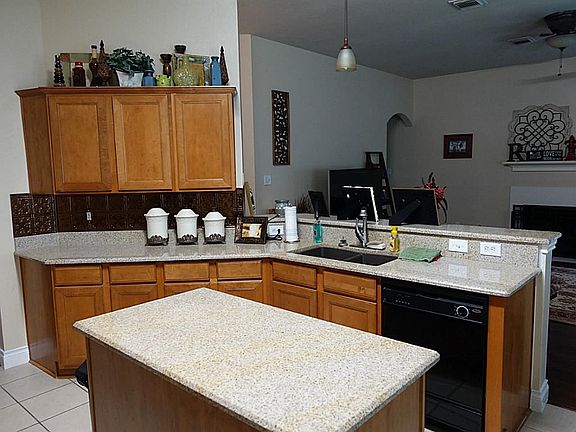 2nd image of 2213 Silvercreek Ct