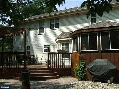 2nd image of 1604 Whispering Woods Dr