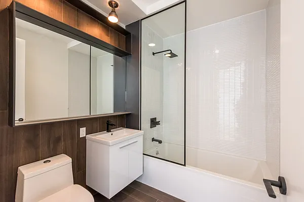 Rented by Nooklyn NYC LLC | media 95