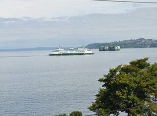 1338 Alki Ave SW APT 301, Seattle, WA 98116