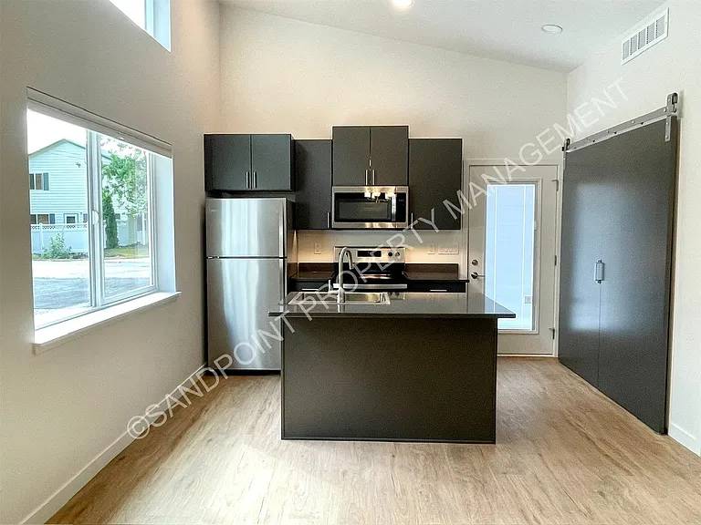 1608 Cedar St #1 — Photo 13
