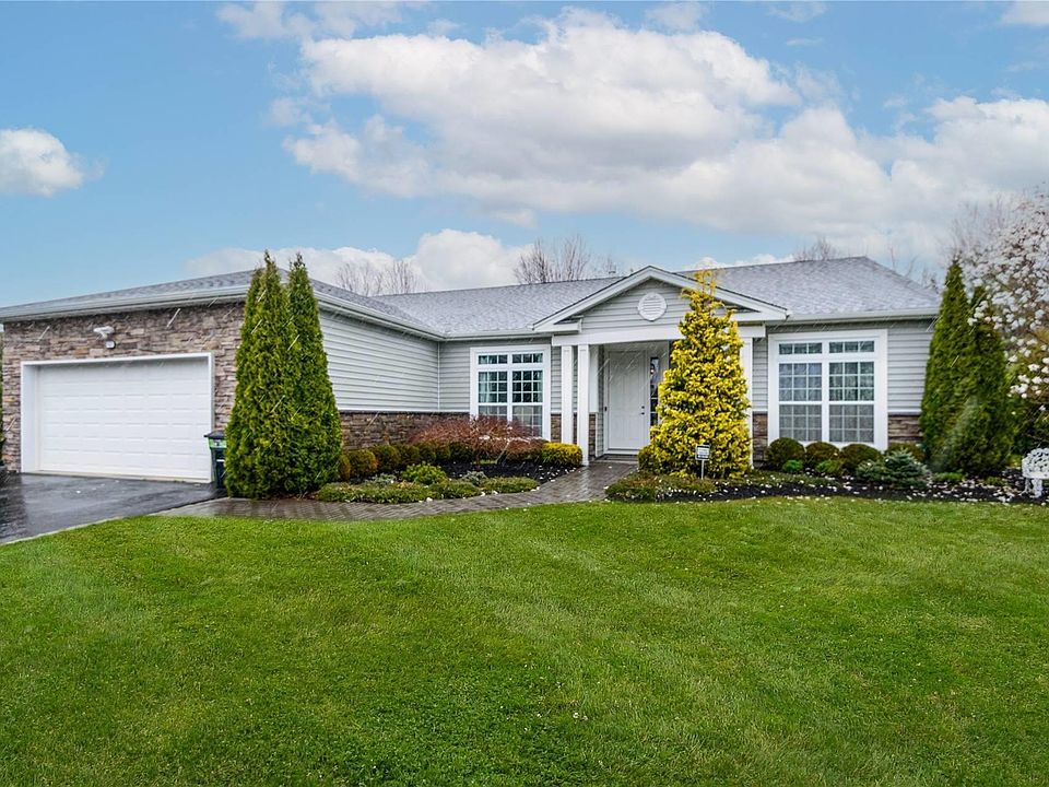 1st image of 47 Hamlet Woods Drive