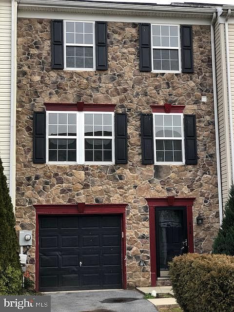 1st image of 838 Monet Dr