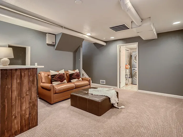 10593 Grove Ct — Photo 17