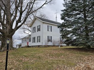 66598 Territorial Rd, Lawrence, MI 49064
