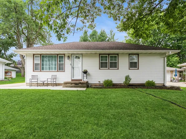 501 N 10th St, Indianola, IA 50125