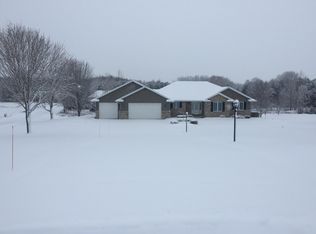 6428 Arabian Way, Two Rivers, WI 54241