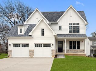 259 Grandview Ave, Glen Ellyn, IL 60137