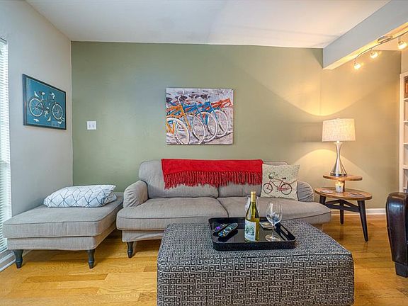 5th image of 1510 W 6th St APT 108