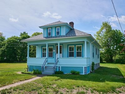 52 Knipfer Ave, Easthampton, MA, 01027
