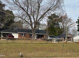 1411 Deep River Rd, Sanford, NC 27330