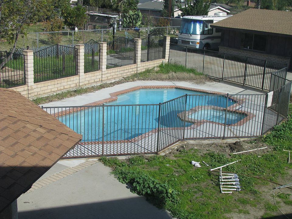 2nd image of 1560 N Lassen Ave