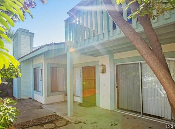 3rd image of 1929 Jacaranda St