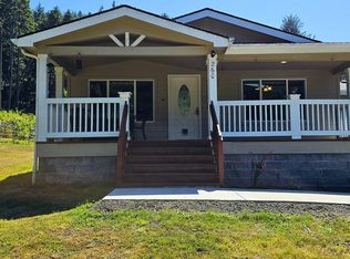 260 Ocean Wayside Ln, Yachats, OR 97498