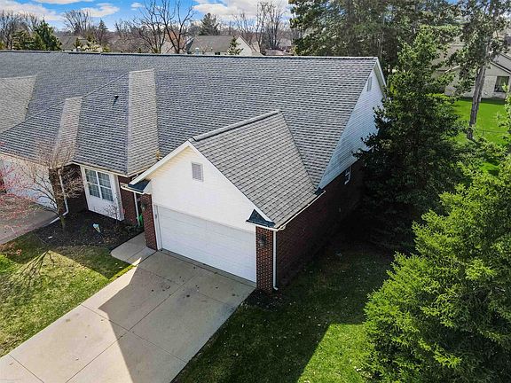 4th image of 44635 Patricia Dr