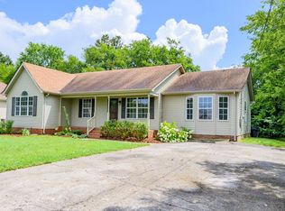 2503 Sawmill St, Murfreesboro, TN 37128