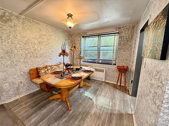 5th image of 30 South Cole Avenue #2E