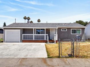 629 Lee Dr, Sacramento, CA 95815