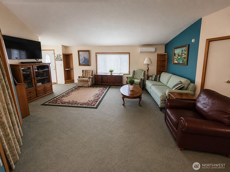 3rd image of 29710 68 Avenue S