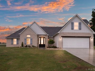8813 E College St, Broken Arrow, OK, 74014