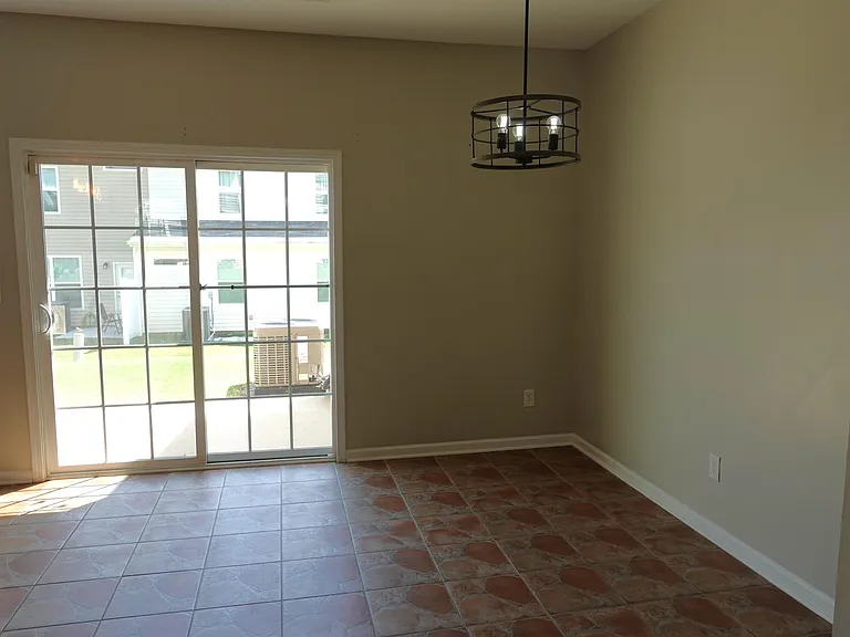 202 Elise Dr #1 — Photo 12