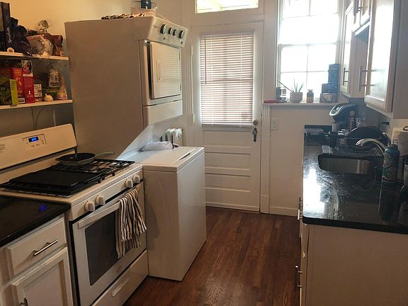 4th image of 3517 Park Ave #2