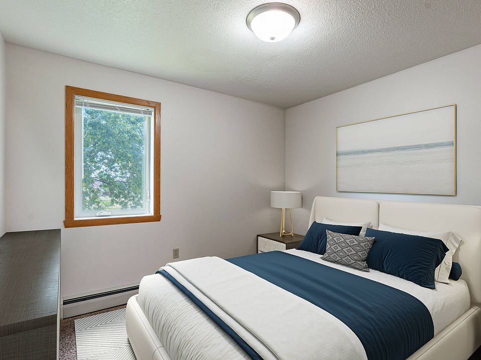 West Fargo, ND Clearview Apartments | 21A | Bedroom