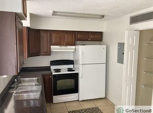 6135 SW 69th St #31, South Miami, FL 33143