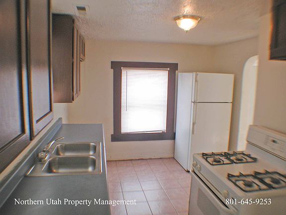 3 Kitchen View 3_02092016