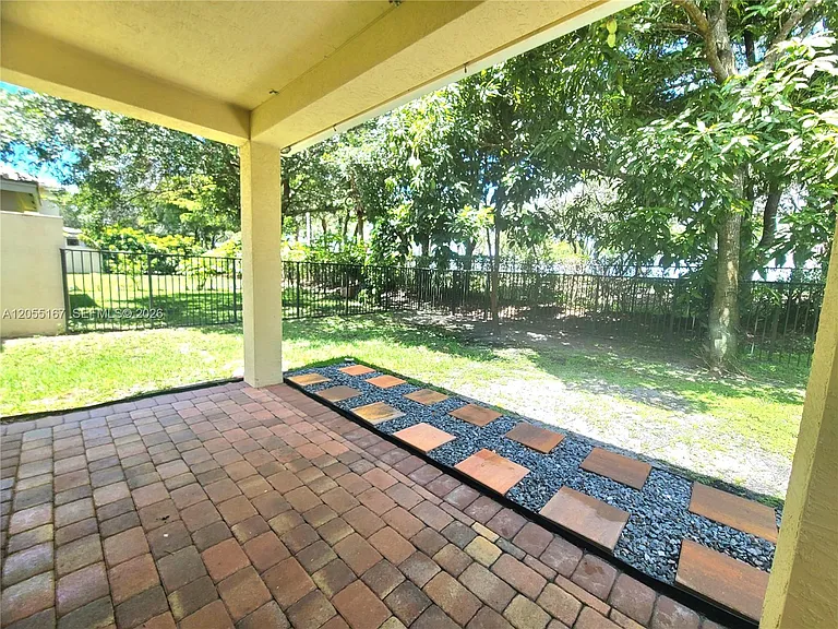 11597 Rock Lake Ter — Photo 38
