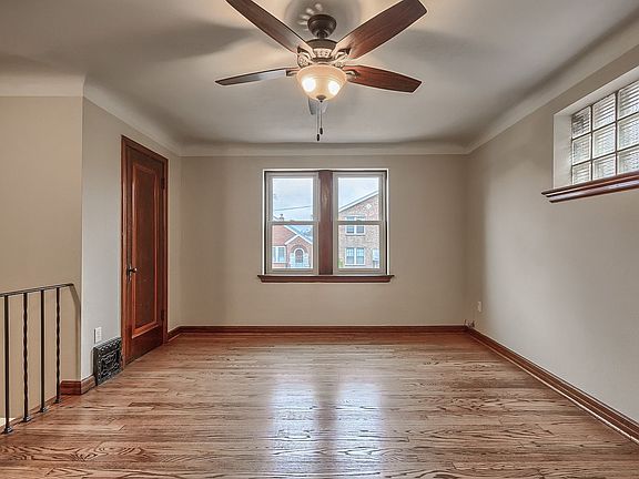 3rd image of 3532-3534 Lawn Ave #543